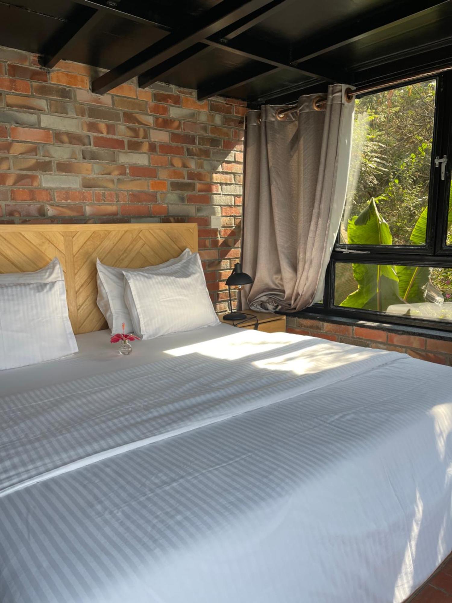 Eagle View Lodge - Kigali Extérieur photo