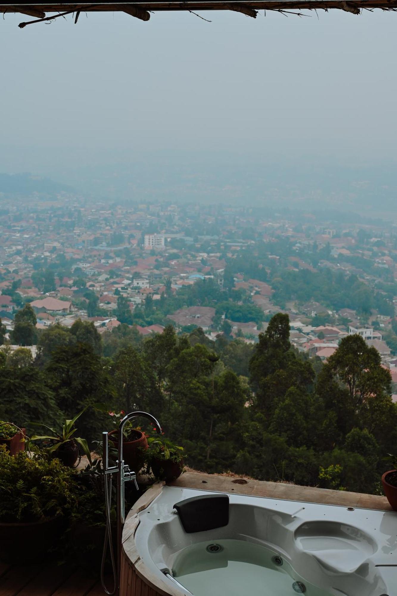 Eagle View Lodge - Kigali Extérieur photo